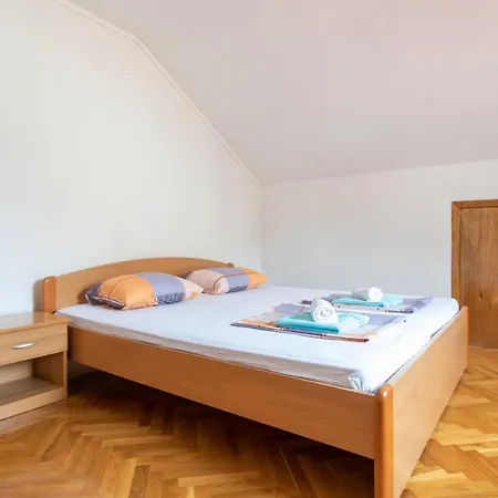Panorama Apartment *
